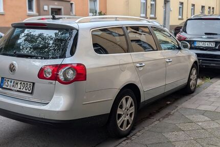 VW Passat 235.000 km 2.250 &euro; Remscheid 42857