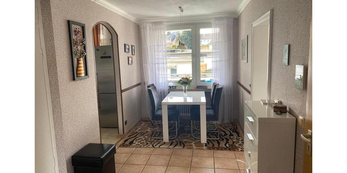 Etagenwohnung Wuppertal Arrenberg - 3 Zimmer, 100 m&sup2;, 230.000&euro; | Angebot:26097903