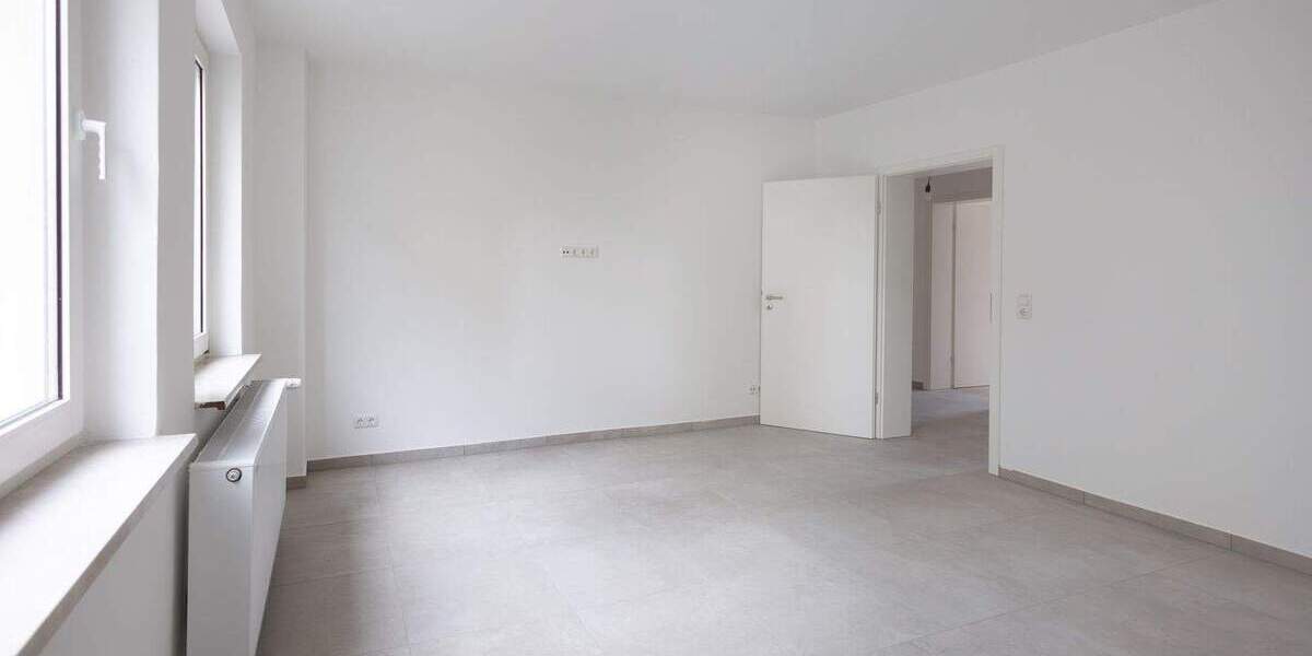 Etagenwohnung Bochum Innenstadt - 3 Zimmer, 80 m&sup2;, 900&euro; | Angebot:25744014