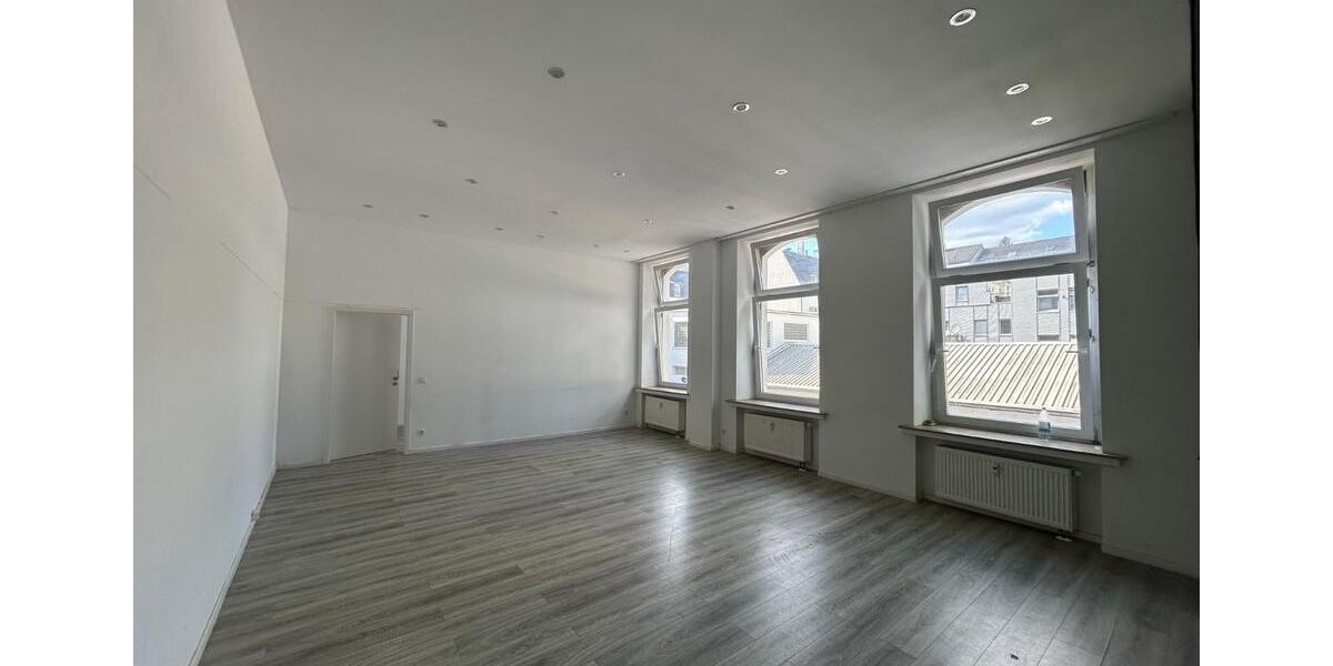 Erdgeschoßwohnung Wuppertal Unterbarmen - 2 Zimmer, 77 m&sup2;, 680&euro; | Angebot:25933369