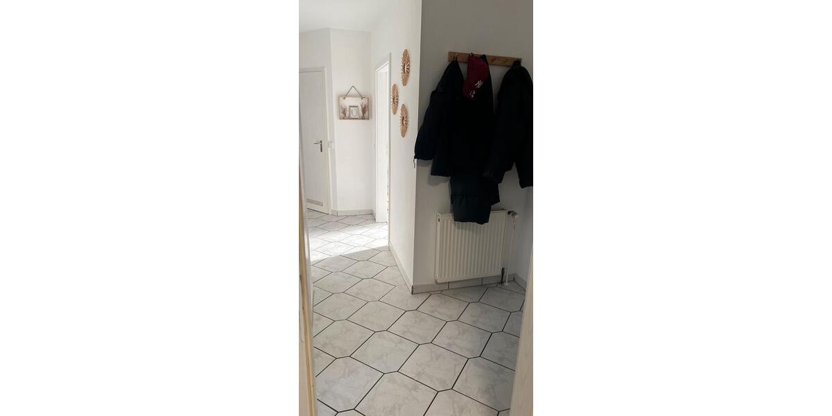 Etagenwohnung Gelsenkirchen - 3.5 Zimmer, 77 m&sup2;, 180.000&euro; | Angebot:27096124