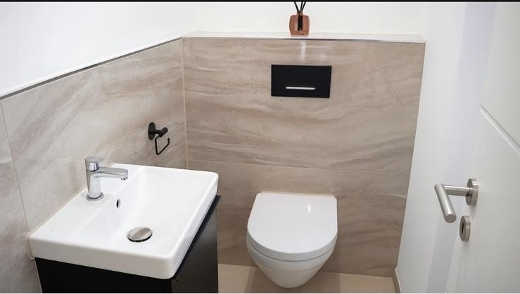 Reihenhaus Ratingen Hösel - 5 Zimmer, 140 m&sup2;, 2.200&euro; | Angebot:25877011