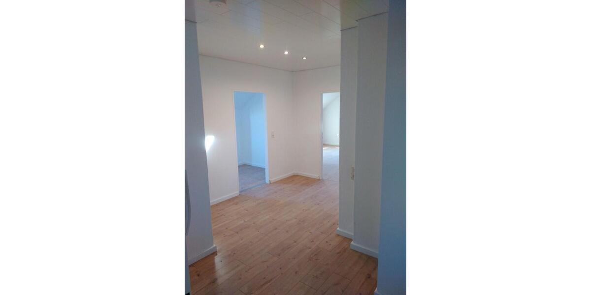 Dachgeschoßwohnung Breckerfeld - 2 Zimmer, 80 m&sup2;, 570&euro; | Angebot:26589106