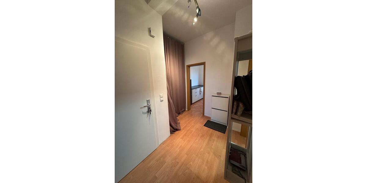 Etagenwohnung Essen Stadtbezirk VI - 2 Zimmer, 50 m&sup2;, 700&euro; | Angebot:25637304