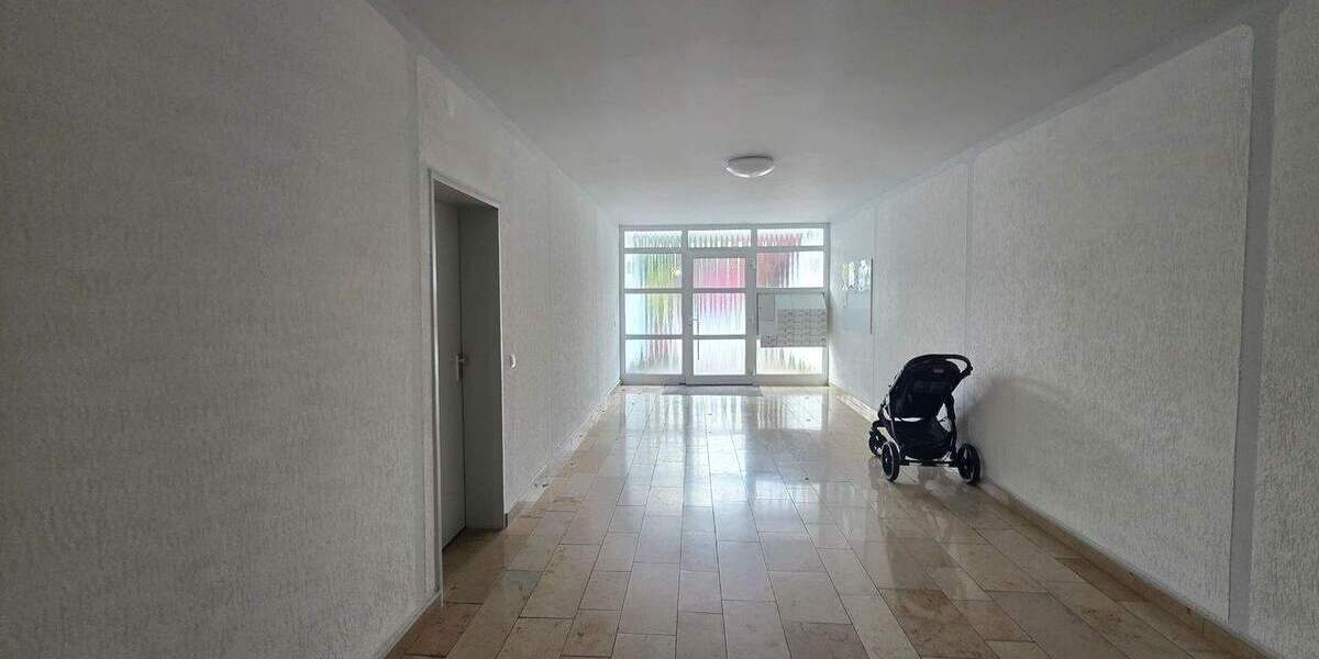 Etagenwohnung Velbert Neviges - 2 Zimmer, 75 m&sup2;, 175.000&euro; | Angebot:25680188