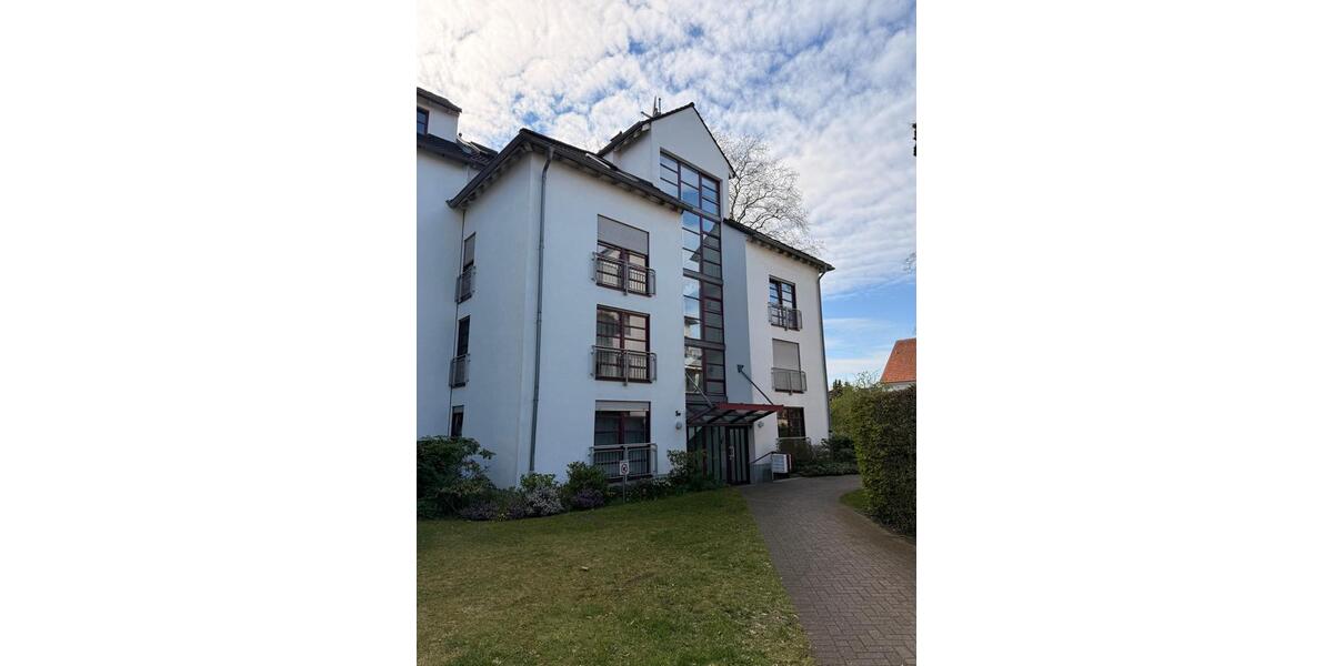 Erdgeschoßwohnung Wülfrath - 3 Zimmer, 100 m&sup2;, 1.050&euro; | Angebot:26025042