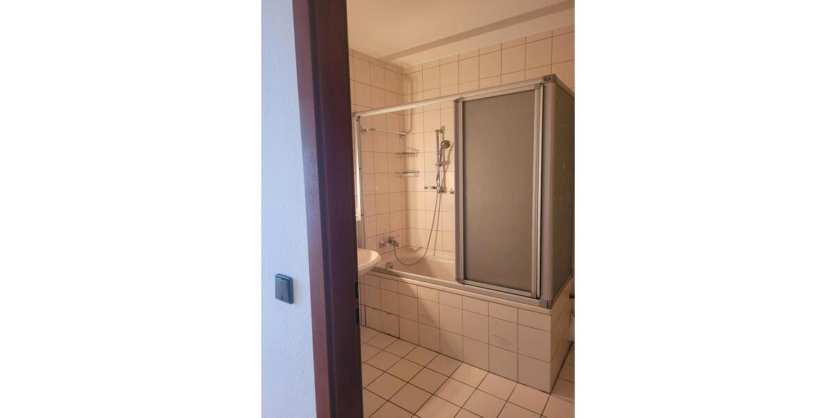 Etagenwohnung Wuppertal Eckbusch - 1 Zimmer, 42 m&sup2;, 480&euro; | Angebot:26592493