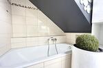 Dachgeschoßwohnung Langenfeld (Rheinland) - 2 Zimmer, 76 m&sup2;, 975&euro; | Angebot:26565252