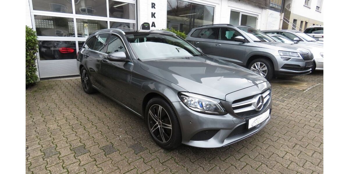 Mercedes-Benz C 180 84.700 km 21.900 &euro; Wermelskirchen 42929