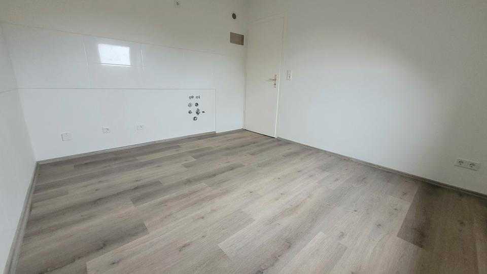 Dachgeschoßwohnung Essen Stadtbezirk IV - 2 Zimmer, 47 m&sup2;, 429&euro; | Angebot:24493576