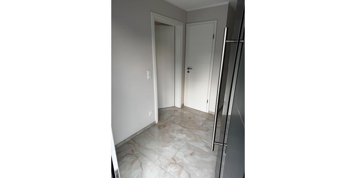 Einfamilienhaus Essen Stadtbezirk VI - 3 Zimmer, 99 m&sup2;, 1.495&euro; | Angebot:25871394