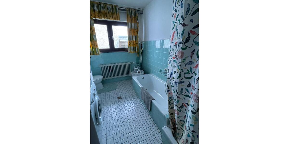 Doppelhaushälfte Wermelskirchen - 4 Zimmer, 200 m&sup2;, 485.000&euro; | Angebot:26041502