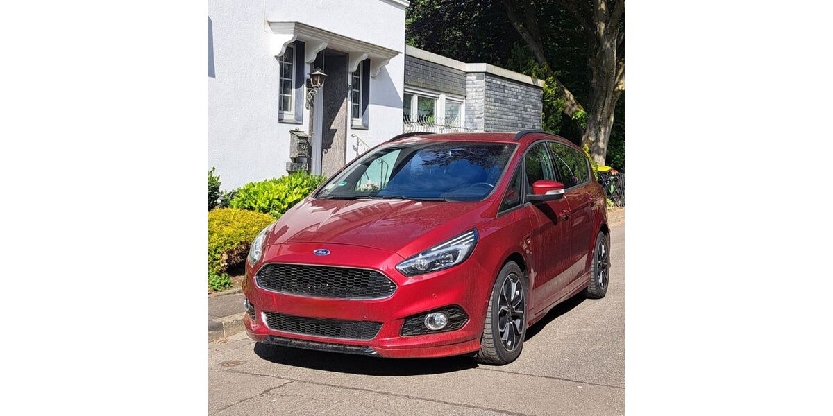 Ford S-Max 130.500 km 16.200 &euro; Odenthal 51519