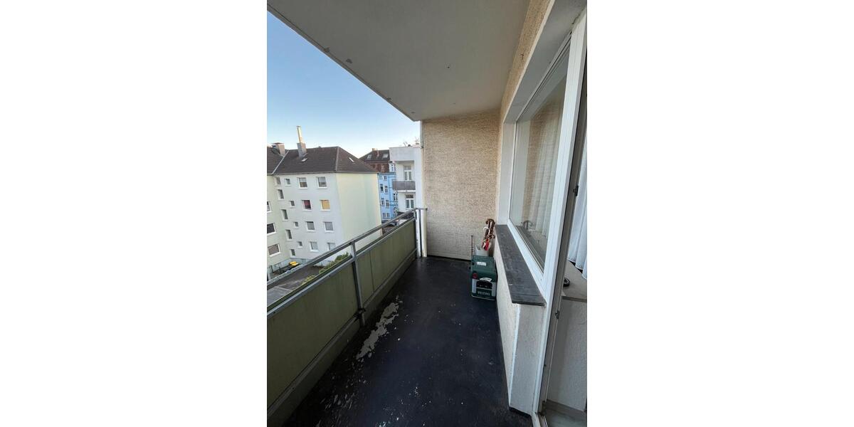 Etagenwohnung Wuppertal - 2 Zimmer, 67 m&sup2;, 550&euro; | Angebot:26001850