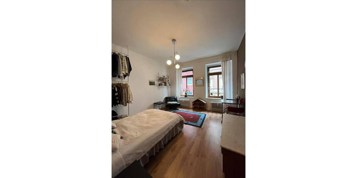 Etagenwohnung Wuppertal Elberfeld - 1 Zimmer, 35 m&sup2;, 299&euro; | Angebot:26632807