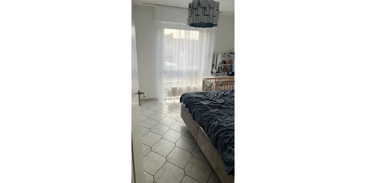 Etagenwohnung Gelsenkirchen - 3.5 Zimmer, 77 m&sup2;, 180.000&euro; | Angebot:27096124