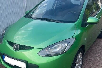 Mazda 2 148.260 km 3.200 &euro; Düsseldorf 40589