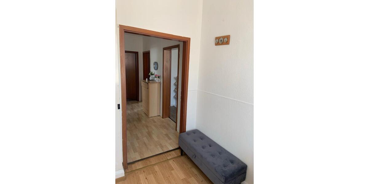 Hochparterre Solingen Aufderhöhe - 3 Zimmer, 78 m&sup2;, 350&euro; | Angebot:25138287