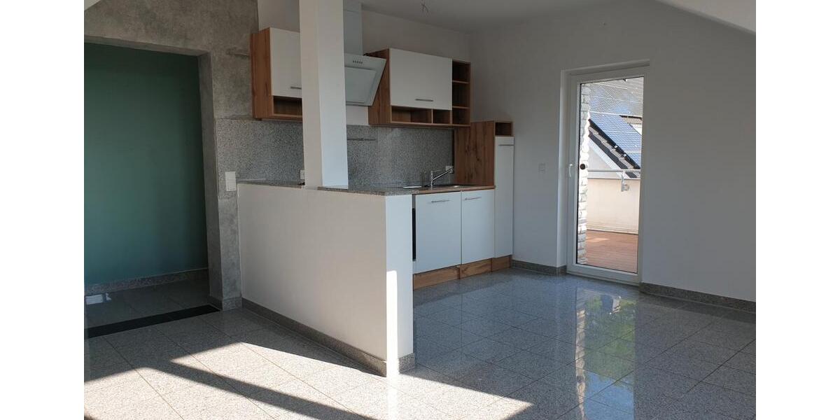 Dachgeschoßwohnung Langenfeld (Rheinland) - 3 Zimmer, 85 m&sup2;, 299.000&euro; | Angebot:26095167