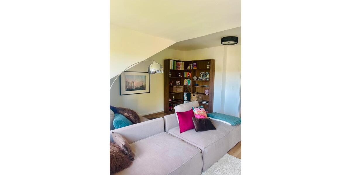 Dachgeschoßwohnung Halver - 2 Zimmer, 75 m&sup2;, 360&euro; | Angebot:26585297