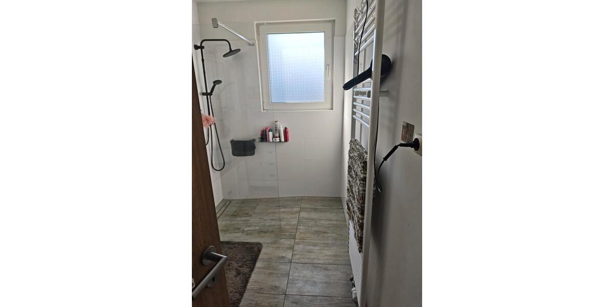 Erdgeschoßwohnung Solingen Central - 3 Zimmer, 73 m&sup2;, 650&euro; | Angebot:26621369