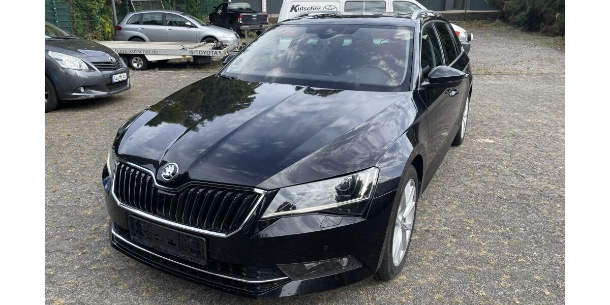 Skoda Superb 132.000 km 17.890 &euro; Wipperfürth 51688