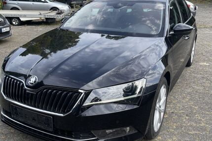 Skoda Superb 144.000 km 17.890 &euro; Wipperfürth 51688