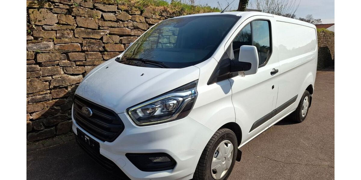 Ford Transit Custom 88.000 km 17.990 &euro; Mülheim an der Ruhr 45481