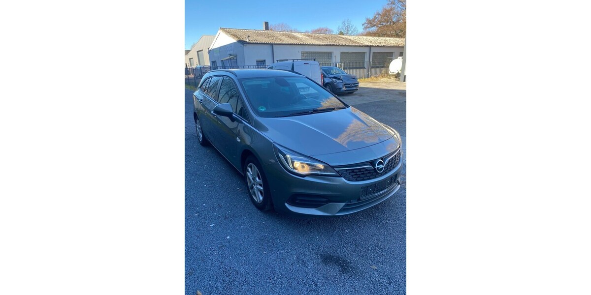 Opel Astra K Sports1.5CDTI.NAVI.VOLL-LED.PDC.11/20 108.000 km 5.500 &euro; Hilden 40721