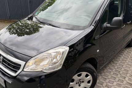 Peugeot Partner 78.000 km 8.599 &euro; Düsseldorf 40231