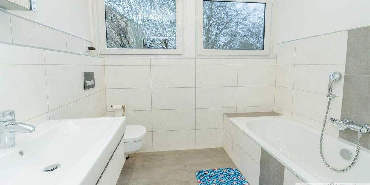 Reihenmittelhaus Düsseldorf Garath Garath - 6 Zimmer, 122 m&sup2;, 499.000&euro; | Angebot:25660965