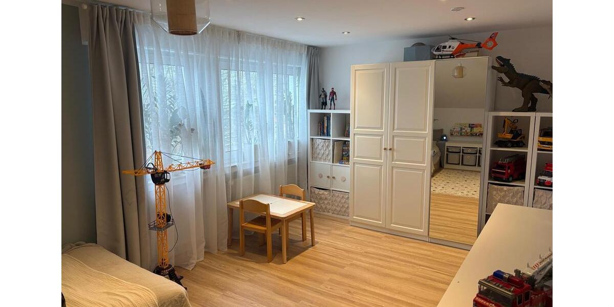 Dachgeschoßwohnung Hagen Hagen-Nord - 3 Zimmer, 100 m&sup2;, 990&euro; | Angebot:25935465