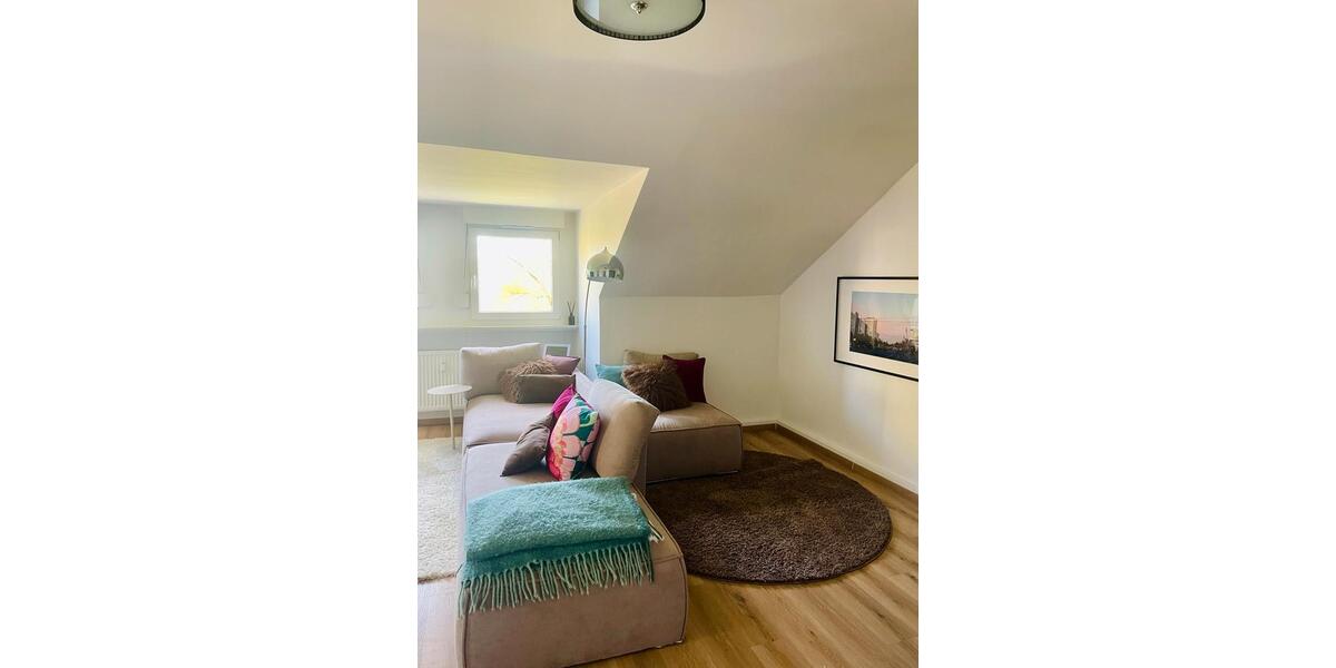Dachgeschoßwohnung Halver - 2 Zimmer, 75 m&sup2;, 360&euro; | Angebot:26585297