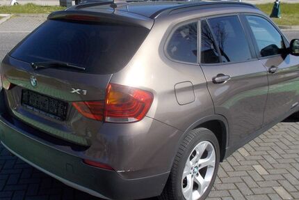 BMW X1 231.000 km 4.950 &euro; Düsseldorf 40233