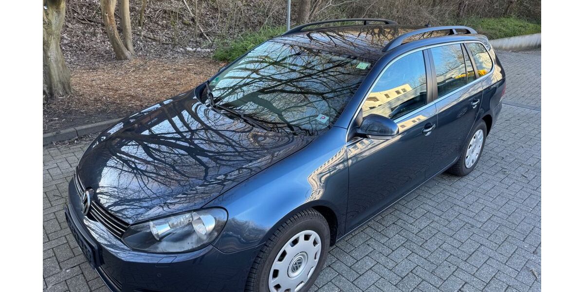 VW Golf 228.000 km 2.999 &euro; Essen 45133