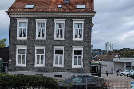 Haus Remscheid Lüttringhausen - 8 Zimmer, 215 m&sup2;, 379.000&euro; | Angebot:26101574