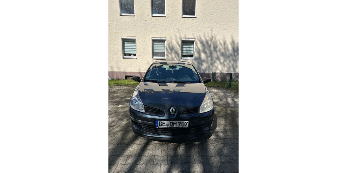 Renault Clio 199.000 km 1.500 &euro; Gelsenkirchen 45881