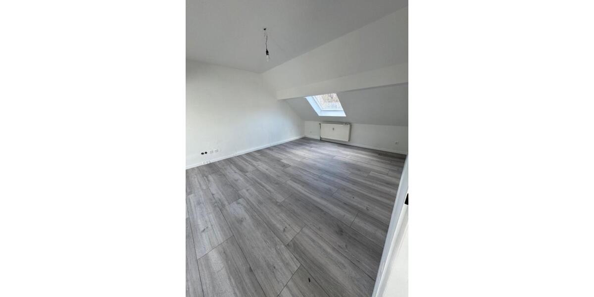 Maisonettenwohnung Essen Stadtbezirk VII - 3 Zimmer, 82 m&sup2;, 800&euro; | Angebot:25635940