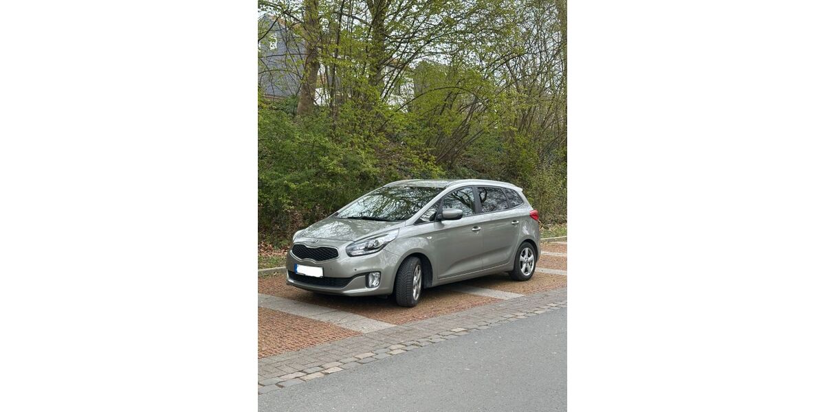 Kia Carens 120.260 km 7.300 &euro; Hagen 58099