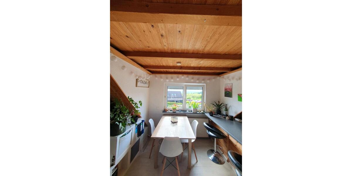 Dachgeschoßwohnung Wermelskirchen - 1.5 Zimmer, 58 m&sup2;, 588&euro; | Angebot:26535359
