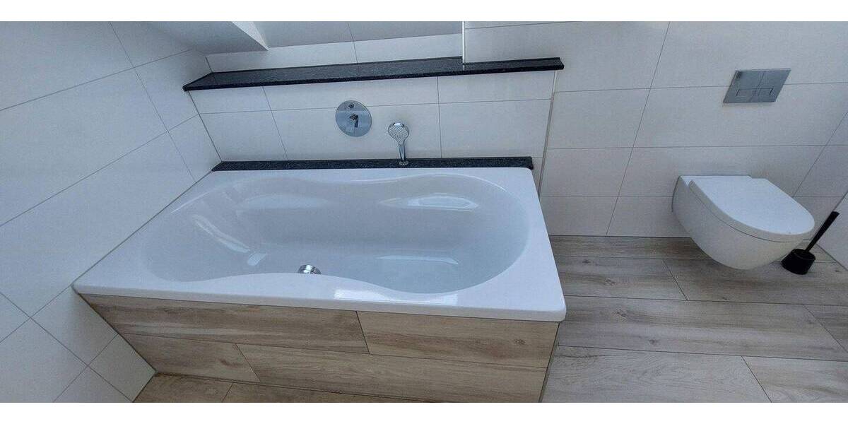 Etagenwohnung Ratingen Zentrum - 2 Zimmer, 117 m&sup2;, 1.390&euro; | Angebot:26818922