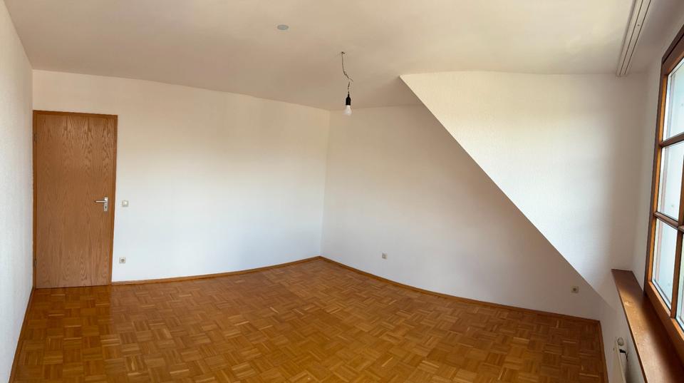 Etagenwohnung Essen Stadtbezirk III - 3.5 Zimmer, 88 m&sup2;, 879&euro; | Angebot:26021491