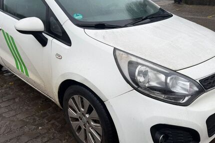 Kia Rio 206.000 km 1.800 &euro; wuppertal 42285