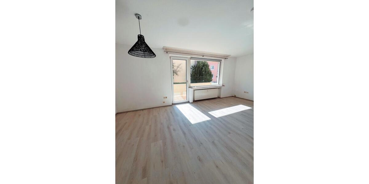 Etagenwohnung Hagen - 2 Zimmer, 65 m&sup2;, 590&euro; | Angebot:25769634