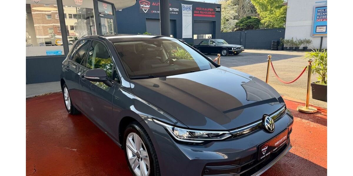 VW Golf 37.100 km 24.490 &euro; Düsseldorf 40589