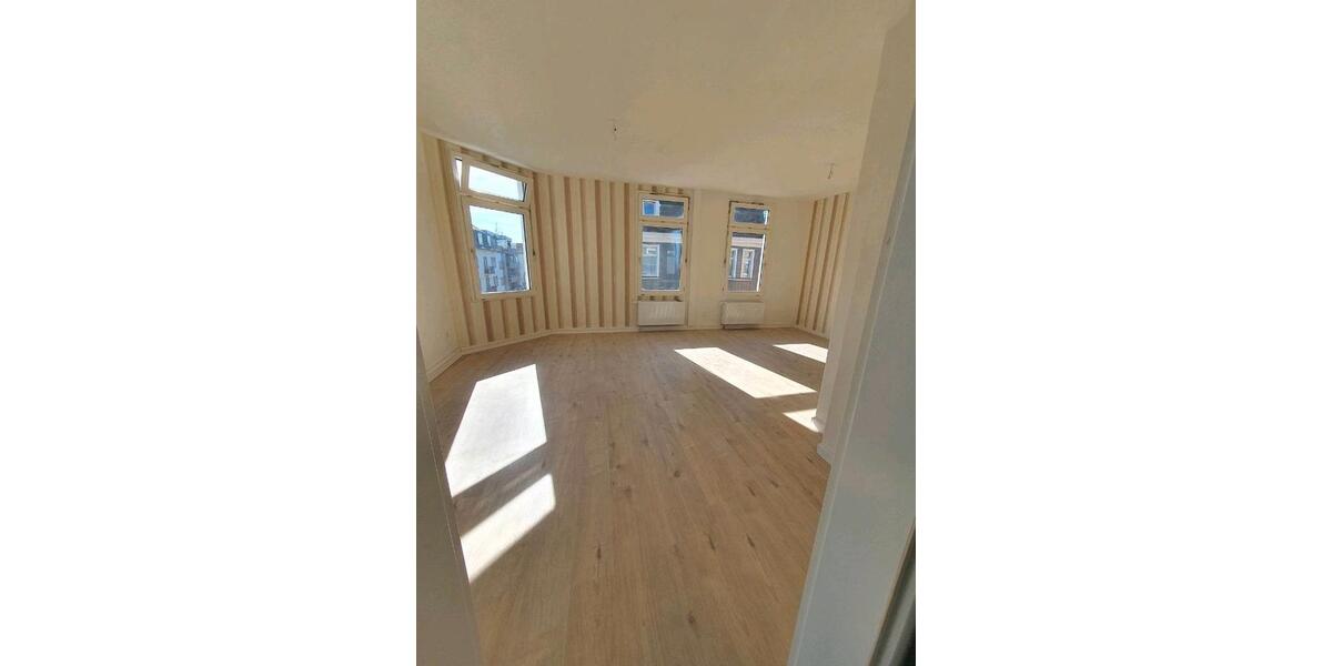 Etagenwohnung Wuppertal Gemarkung Langerfeld - 2 Zimmer, 67 m&sup2;, 85.000&euro; | Angebot:26109211