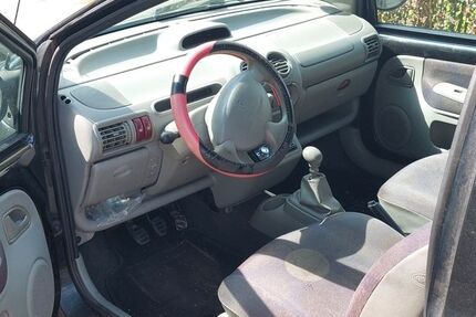 Renault Twingo 207.000 km 1.100 &euro; Essen 45139