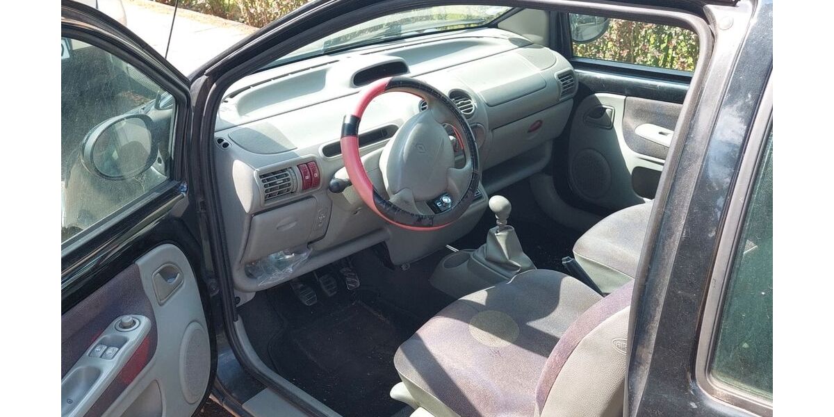 Renault Twingo 207.000 km 1.100 &euro; Essen 45139