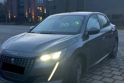 Peugeot 208 53.000 km 15.500 &euro; Hattingen 45527