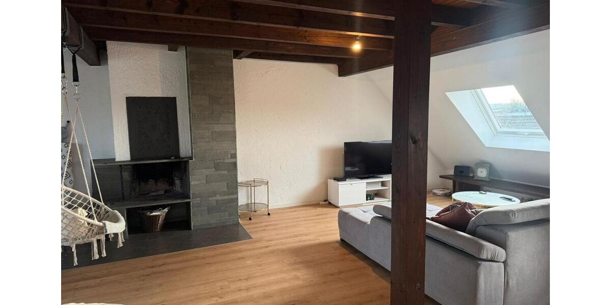 Dachgeschoßwohnung Herne - 2.5 Zimmer, 140 m&sup2;, 950&euro; | Angebot:25179786
